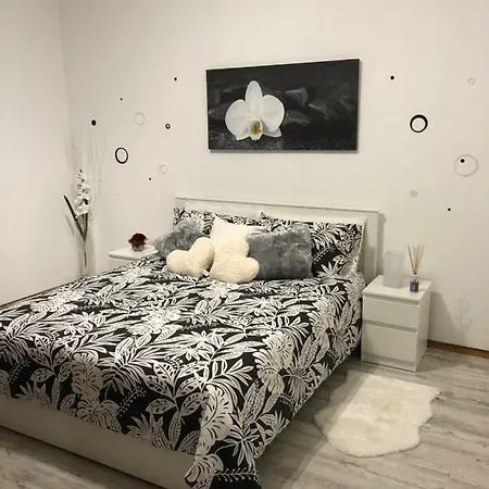 Apartman Liv House *