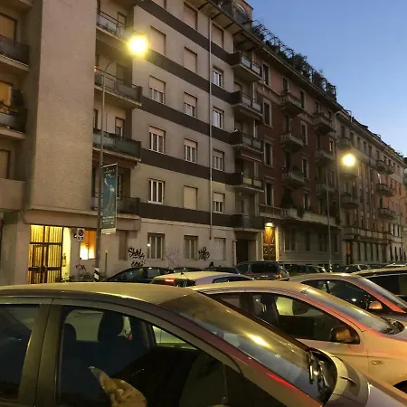 Liv House Apartman Milánó
